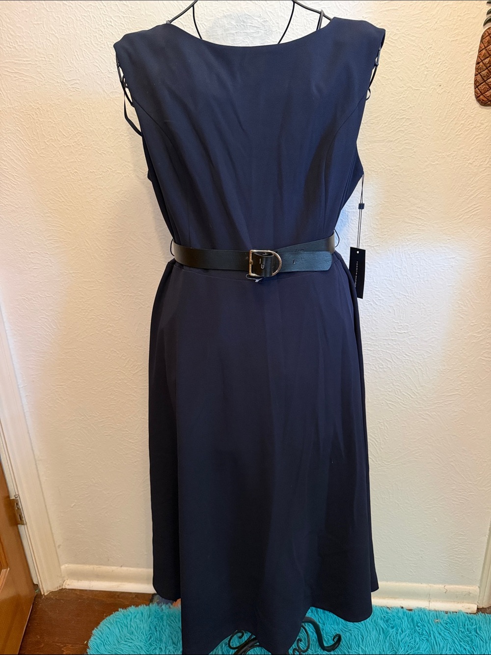 🍅🍅🍅BOGOHO🍅🍅🍅Tommy Hilfiger Navy Sleeveless Midi Dress with Black Belt-16